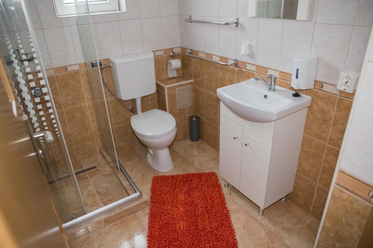 Apartament Beta Apartment Bistrita  Exterior photo